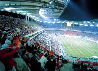 EN HOLANDA EL ESTADIO DEL AJAX FOOTBALL CLUB AHORA UTILIZA ENERGÍA MÁS SUSTENTABLE