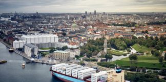 EN COPENHAGUE SE PRESENTA EL PRIMER BUQUE PROPULSADO POR METANOL DEL MUNDO