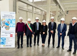 SOLVAY INAUGURA UNA NUEVA UNIDAD DE PRODUCCIÓN DE AGENTES ESPUMANTES EN ROSIGNANO, ITALIA